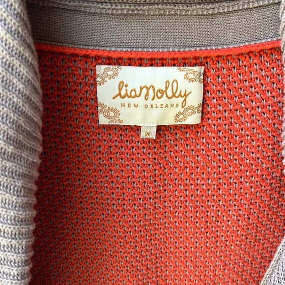 Stylish Orange and Tan Women's Sweater - Picture 5 of 13